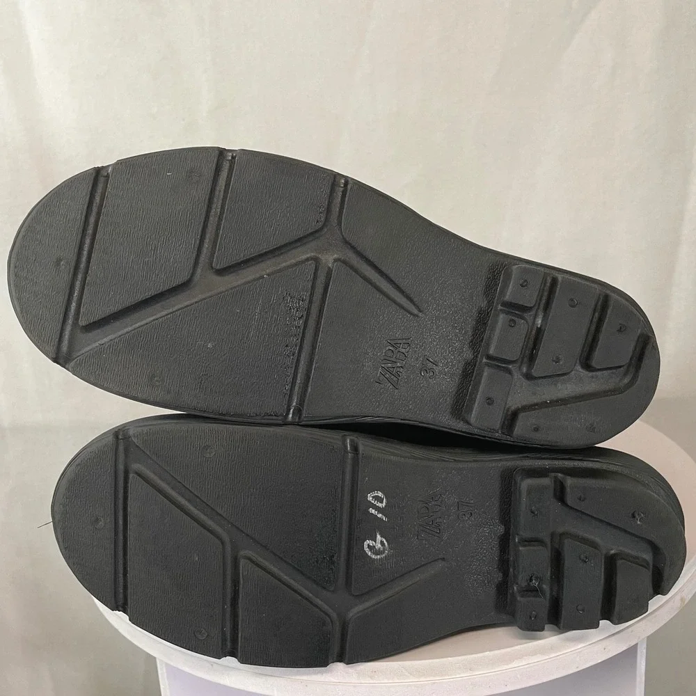 ZARA Black Platform Rain Boots  Women Sz 37 Chunky Lug Sole Waterproof‎ Pull On